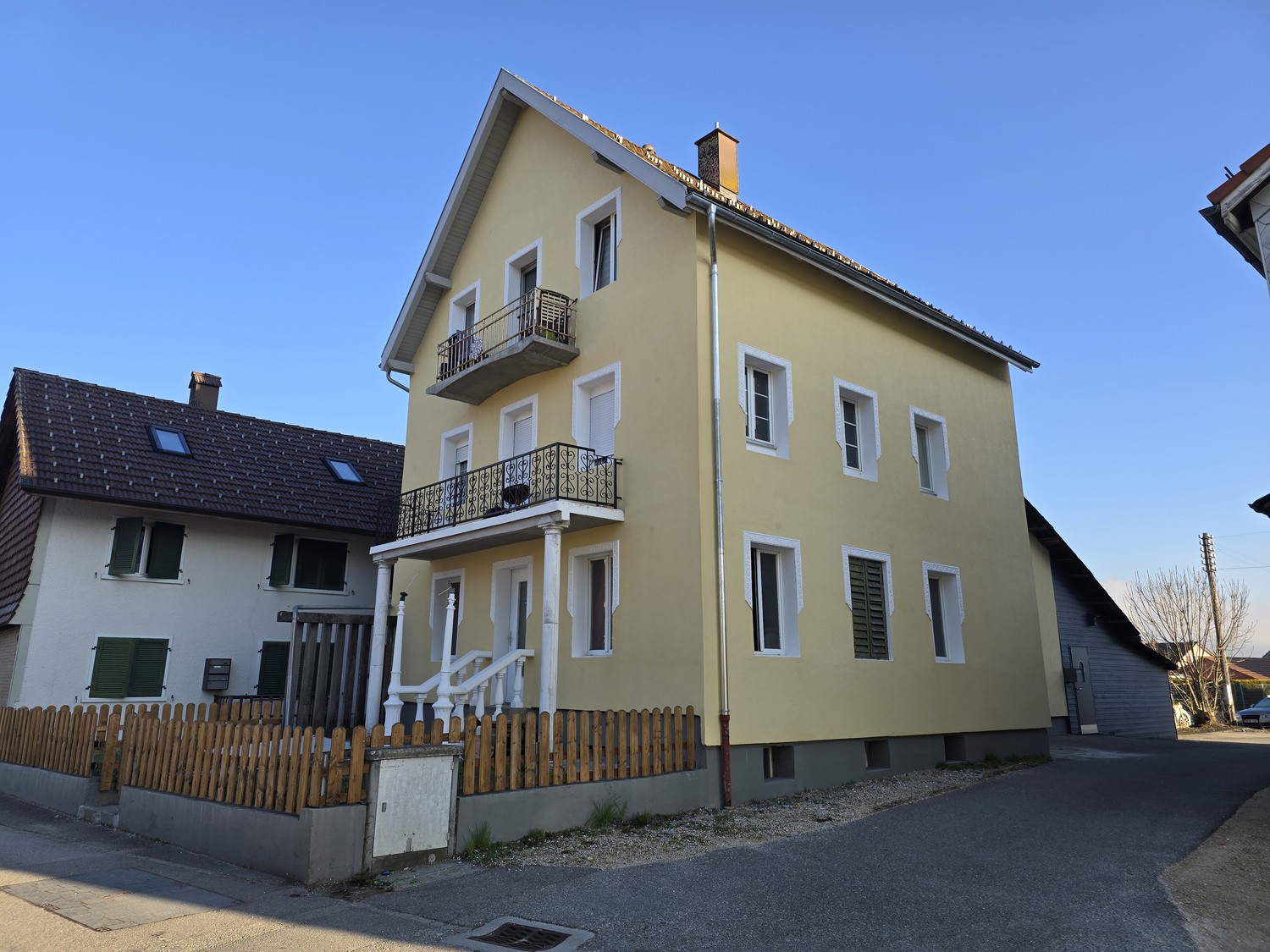 10 pièces maison individuelle