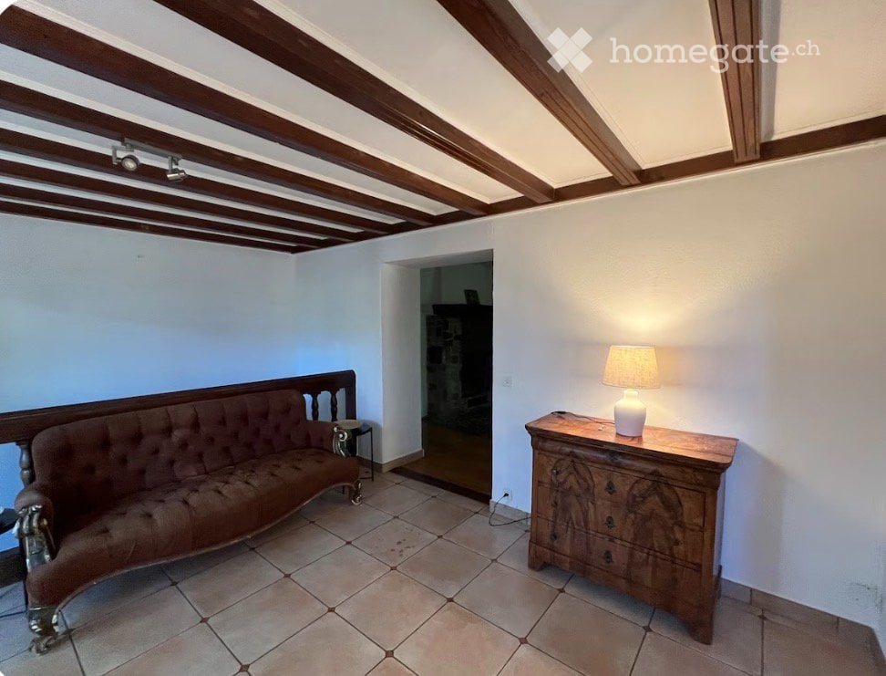 6 rooms apartment