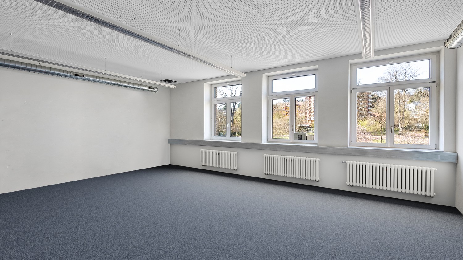 417m² office