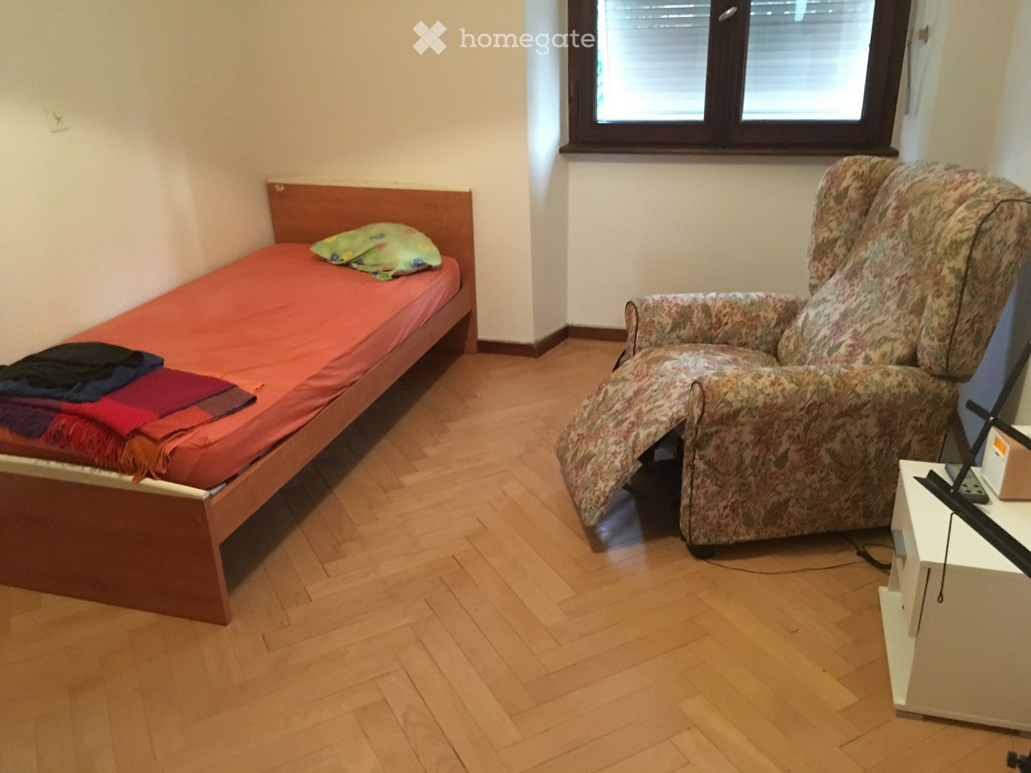 1 room single room