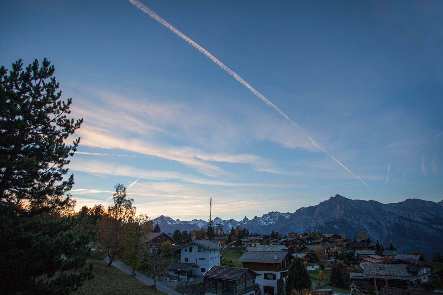 912m² building land