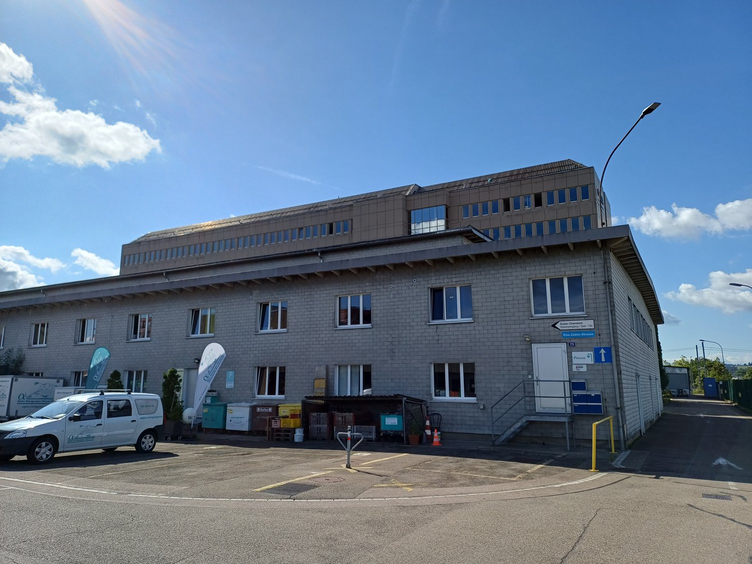 160m² office