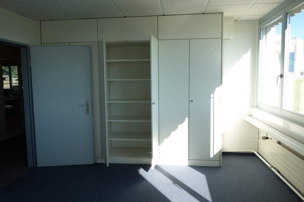 42m² office