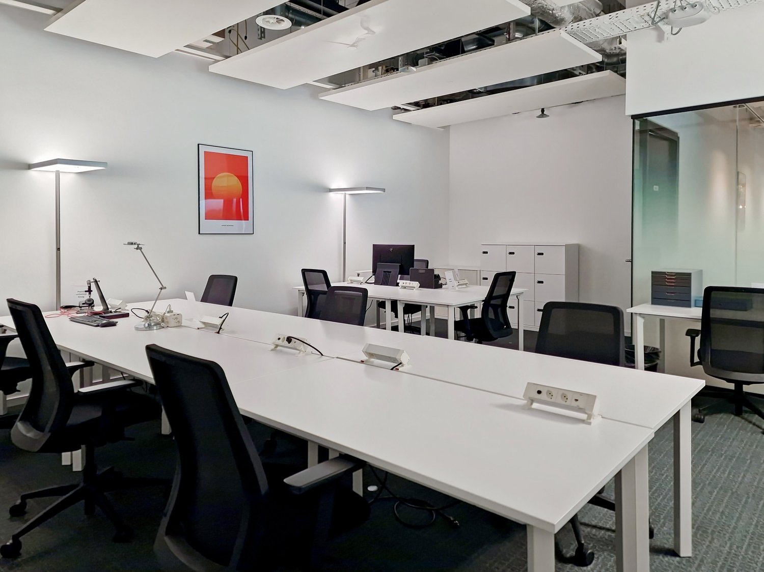 30m² office