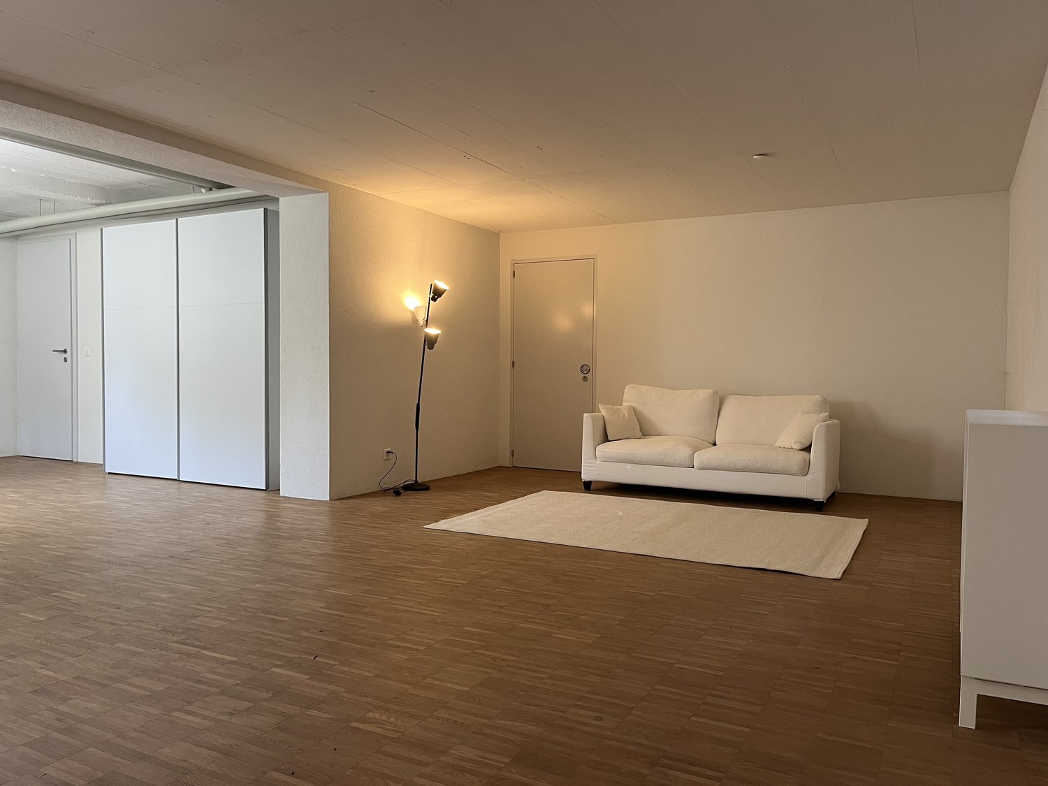 45m² commercial