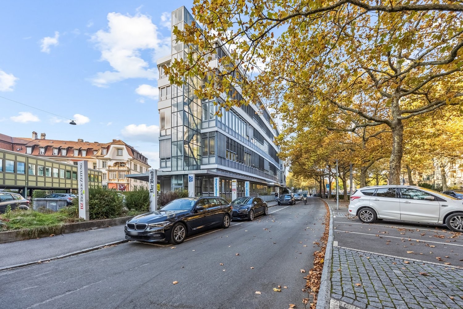 5000m² office