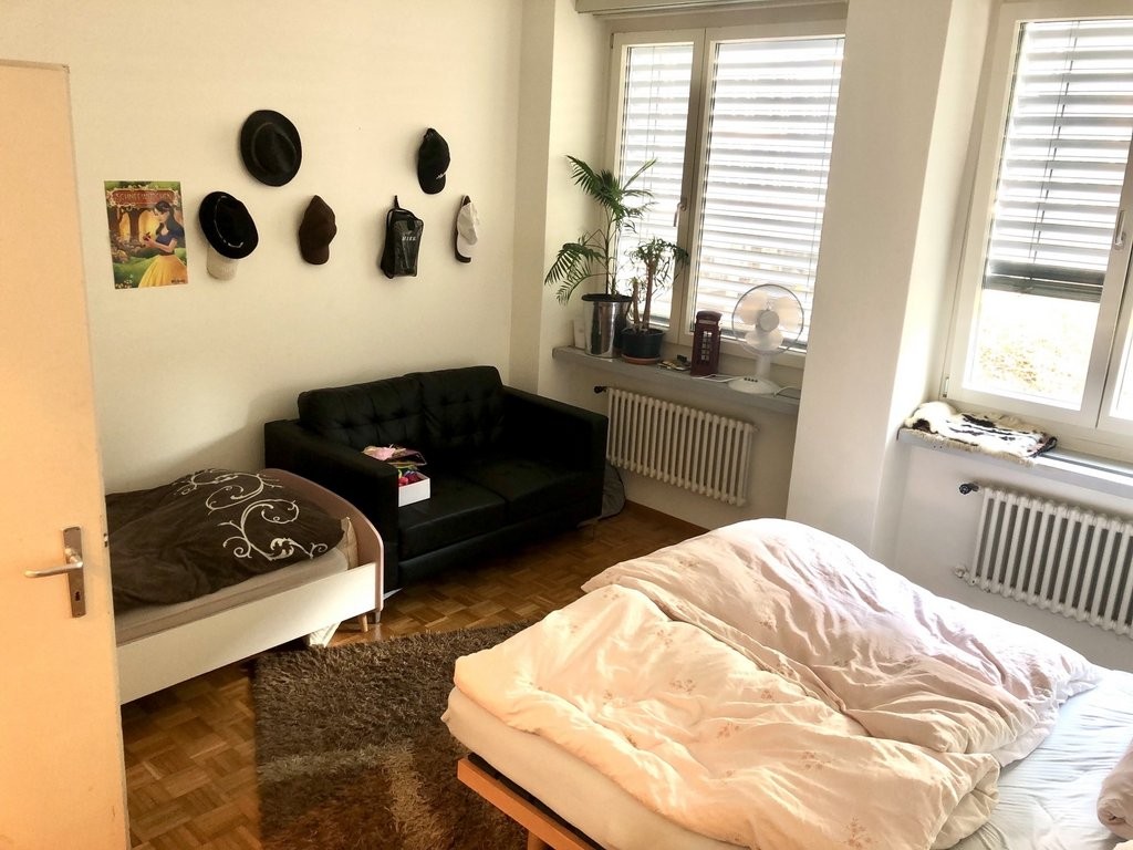 5 rooms apartment