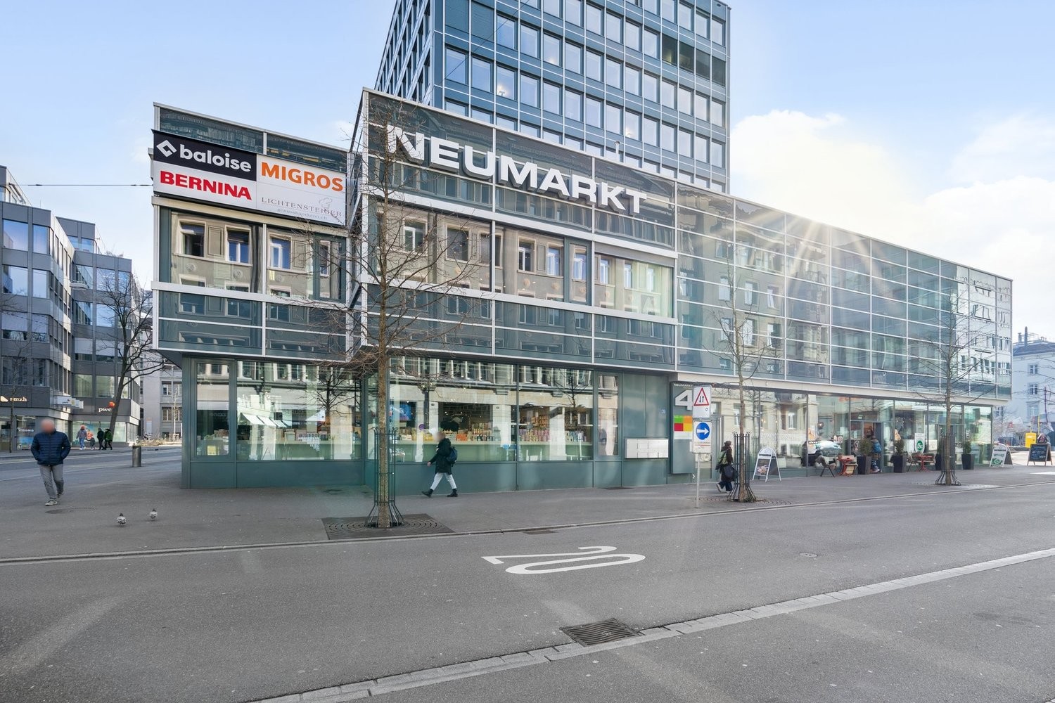 151m² office