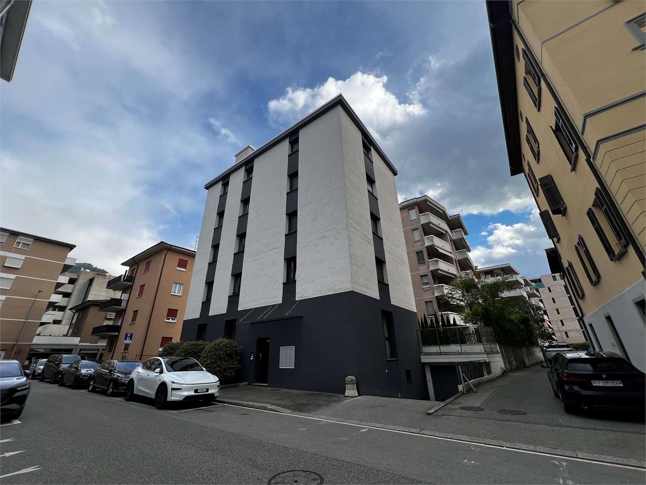 2 ½ Zimmer möblierte Wohnung