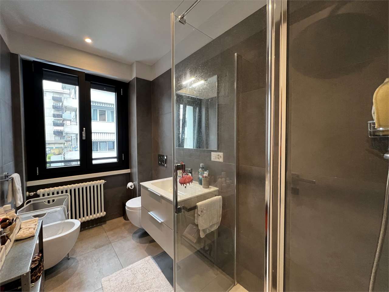 2 ½ Zimmer möblierte Wohnung
