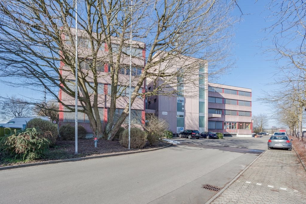 360m² commercial