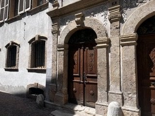 15 Zimmer Wohnung