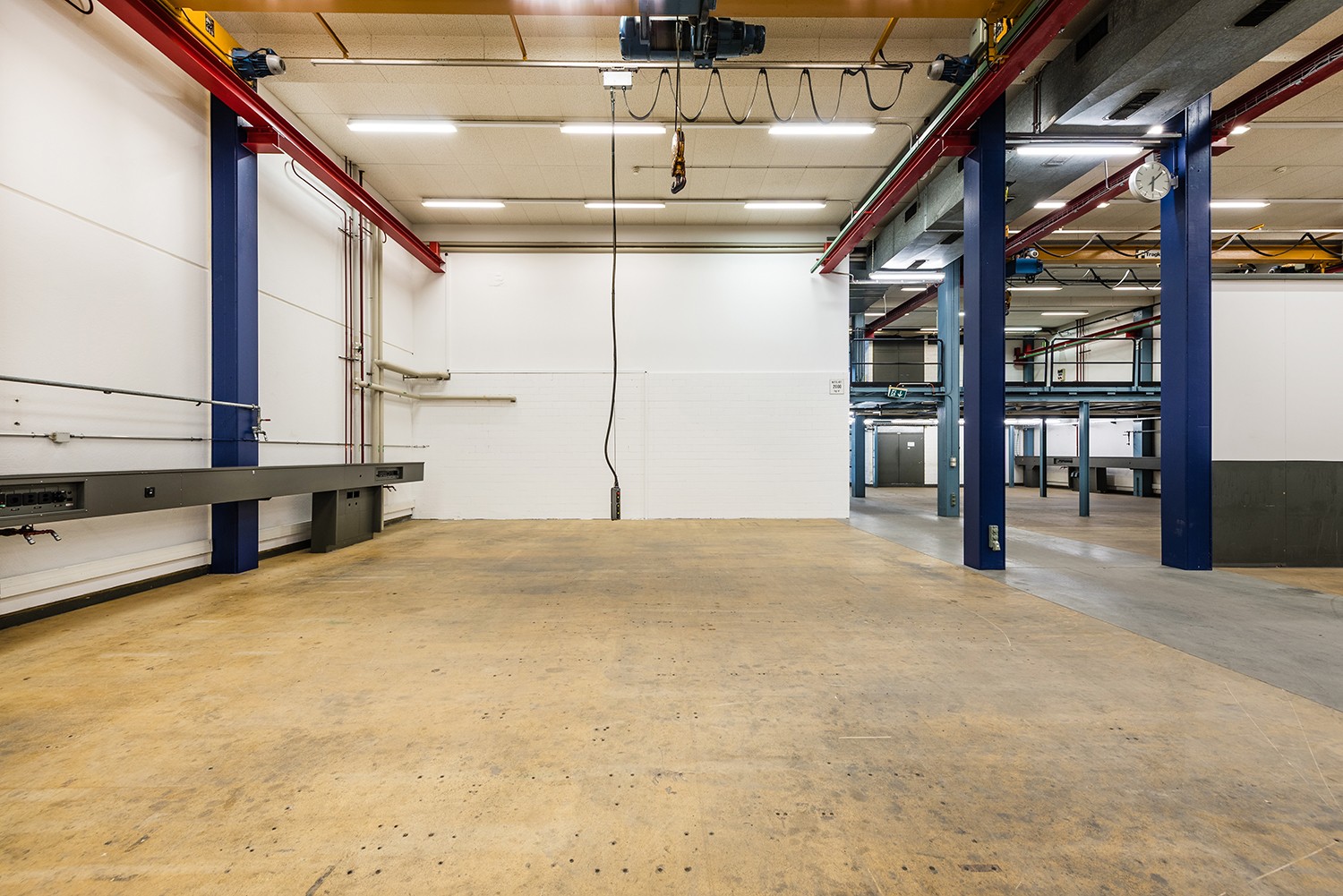 1020m² laboratorio