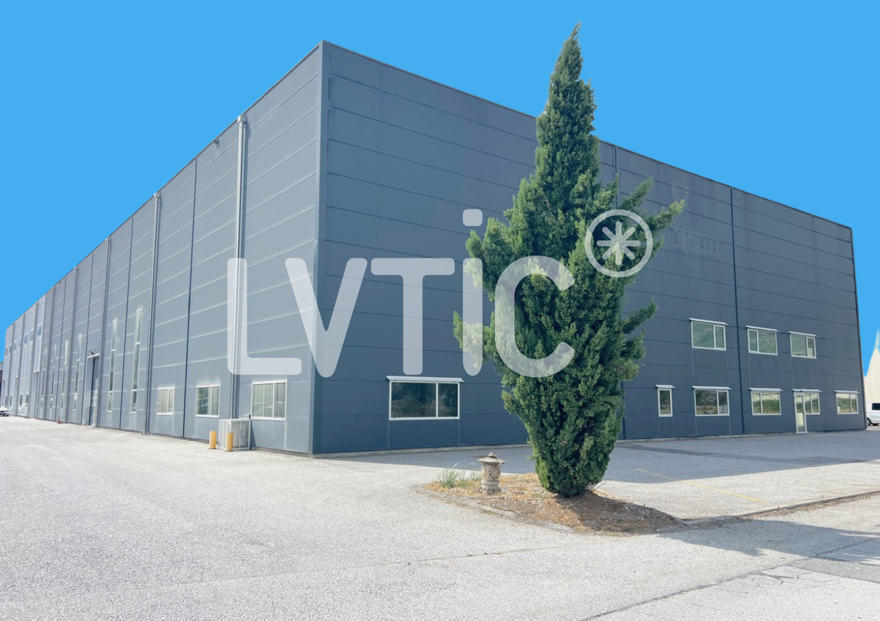 1080m² industrial object