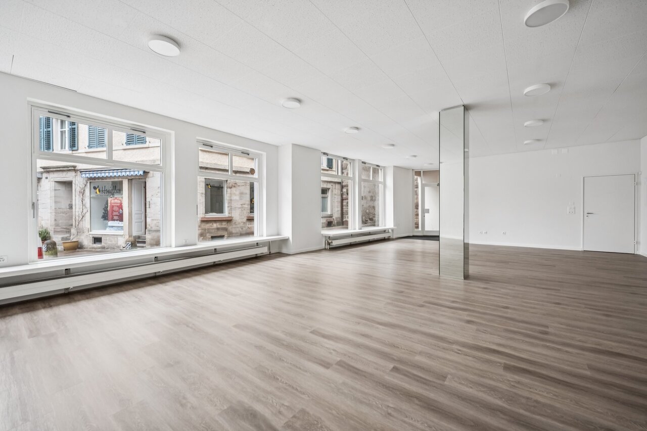 86m² commerciale