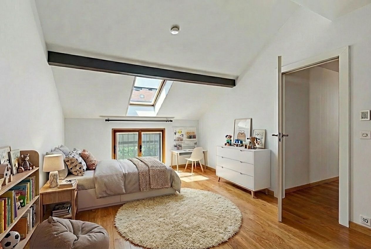 12 rooms single house