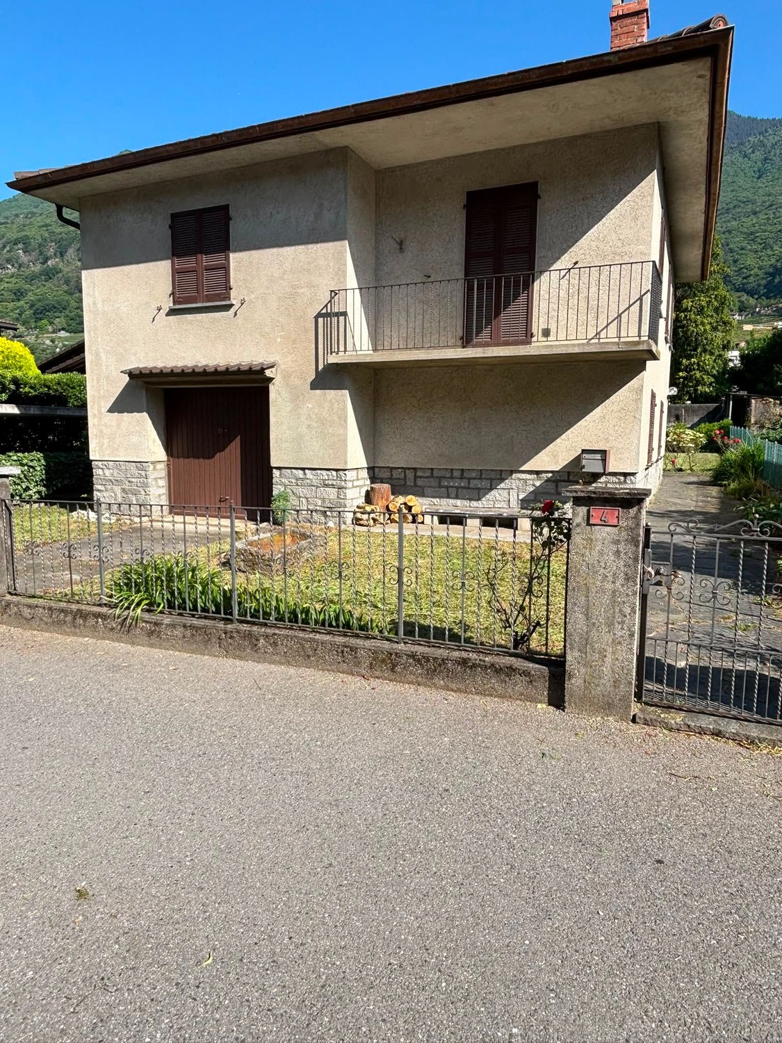 5 rooms single house