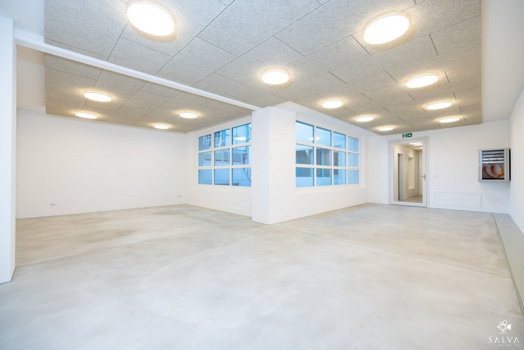 138m² office