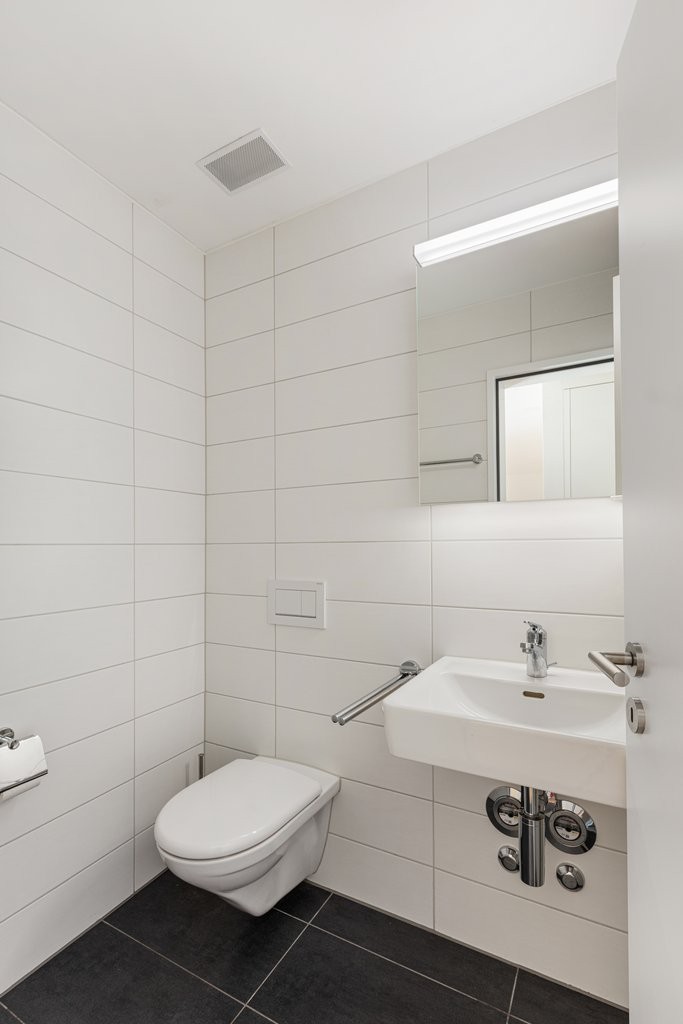 6 rooms apartment