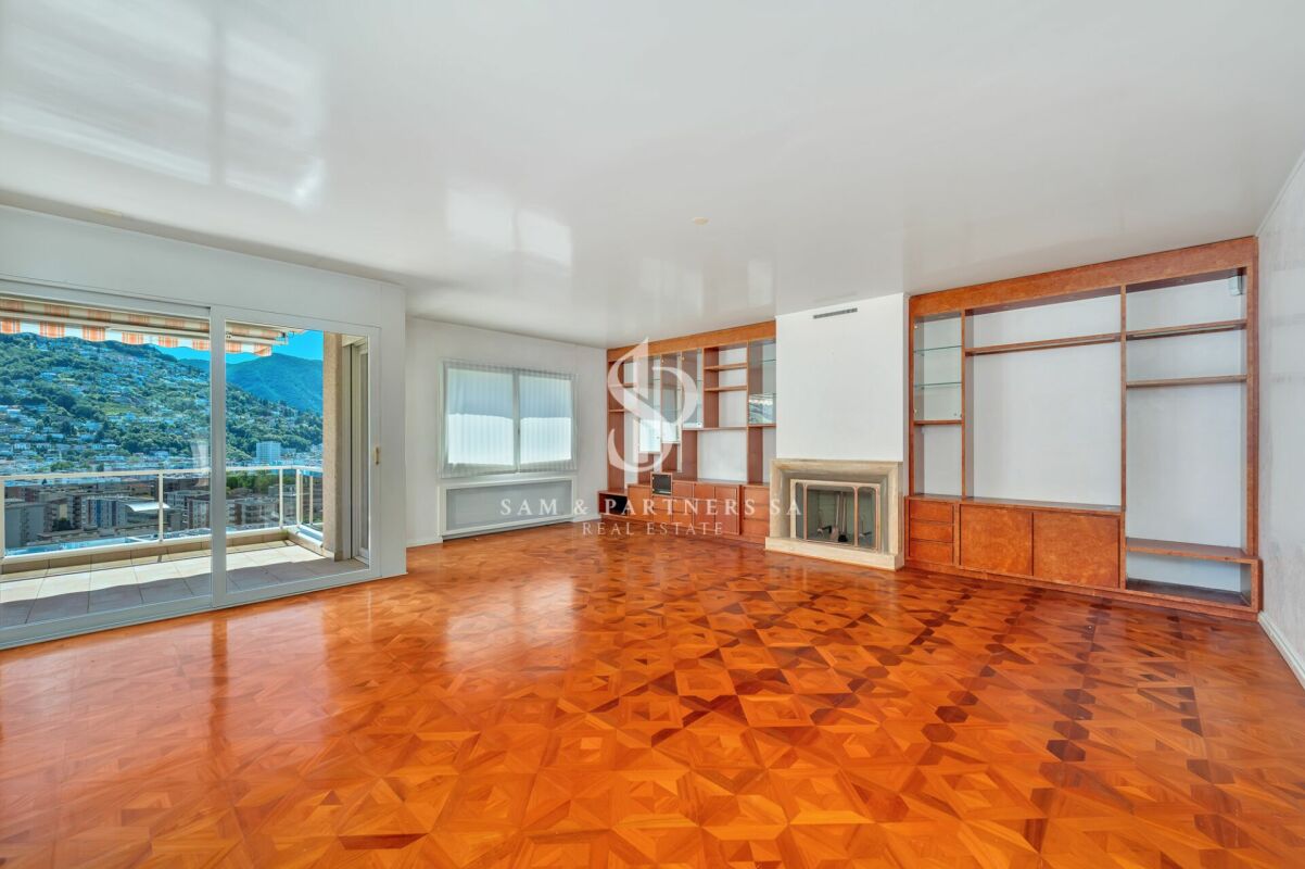 9 rooms apartment