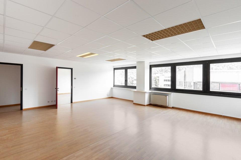 140m² bureau