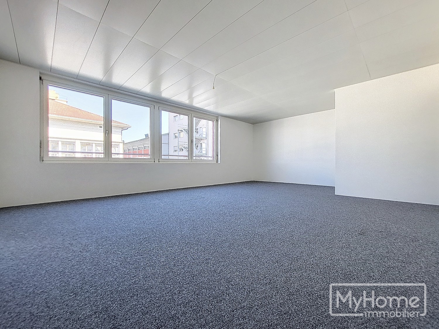265m² office
