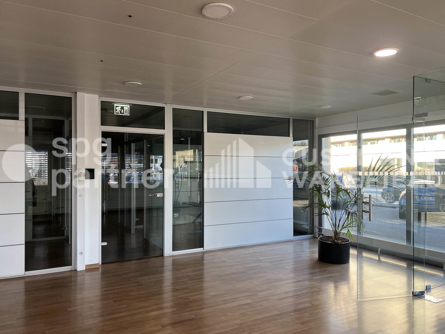 312m² office