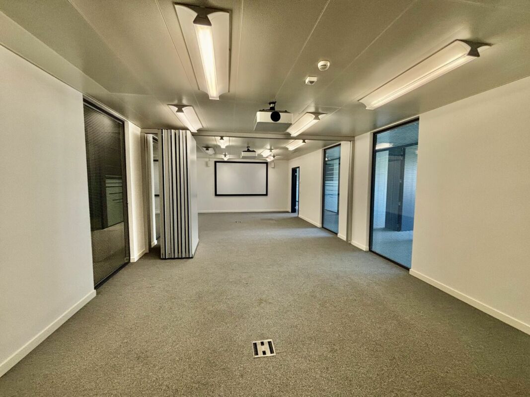 350m² Büro