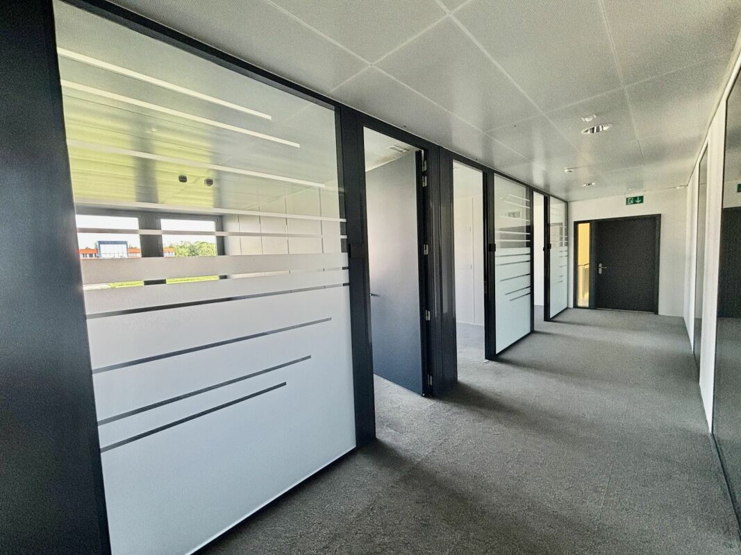 350m² Büro