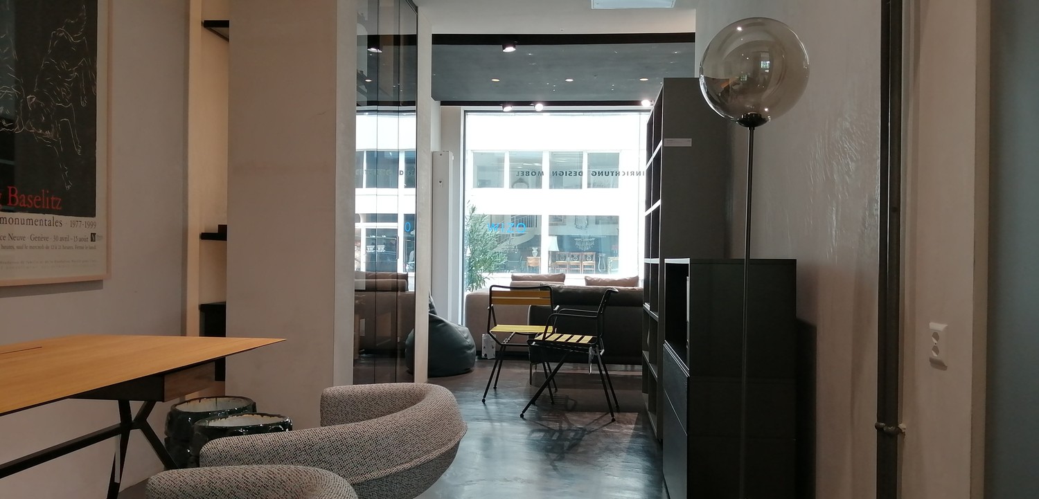 255m² commercial