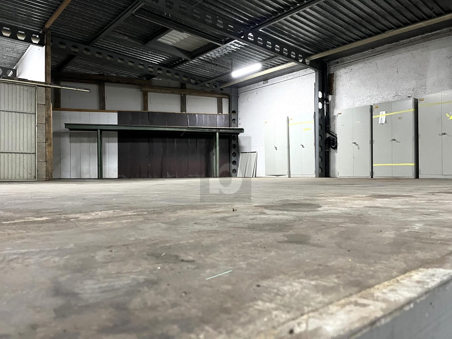 atelier di 200m²
