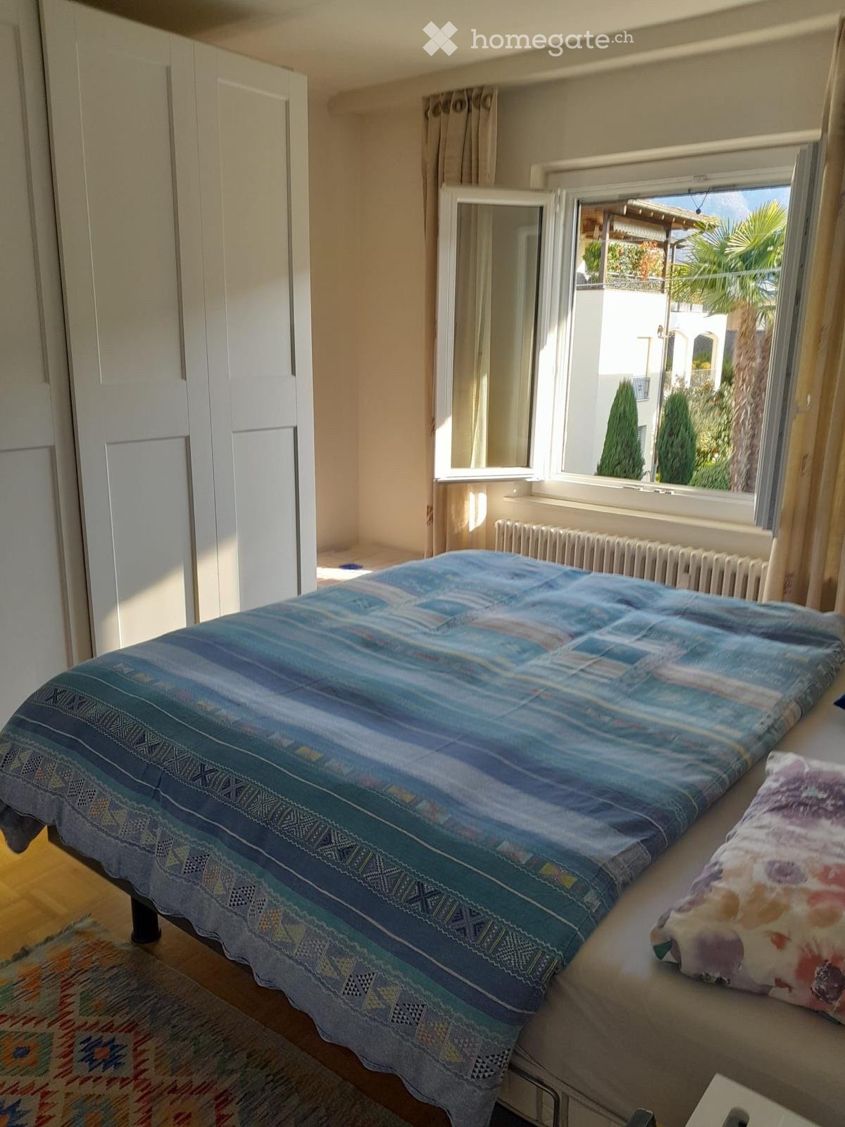 5 rooms apartment