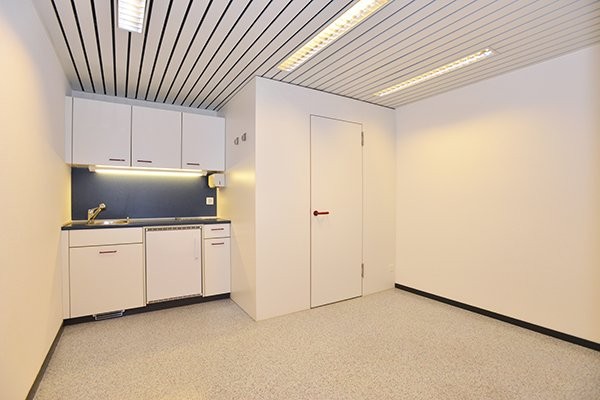 170m² office