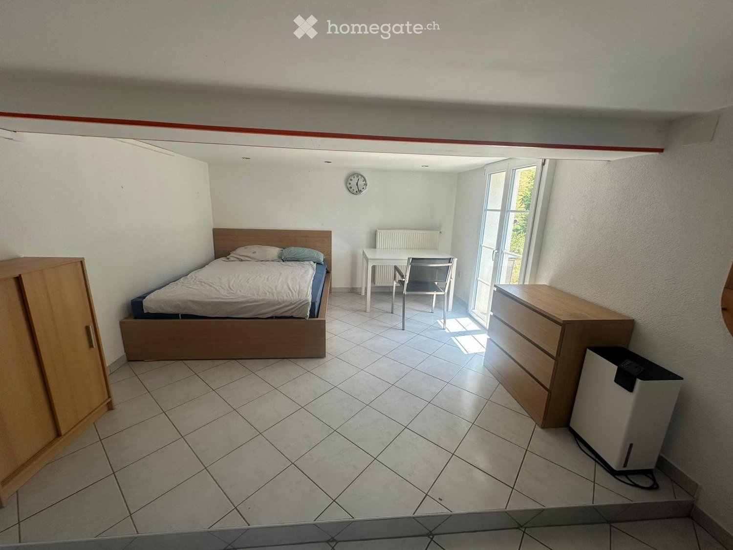 1 pièce chambre simple