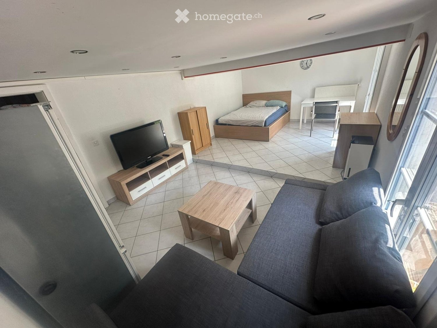 1 pièce chambre simple