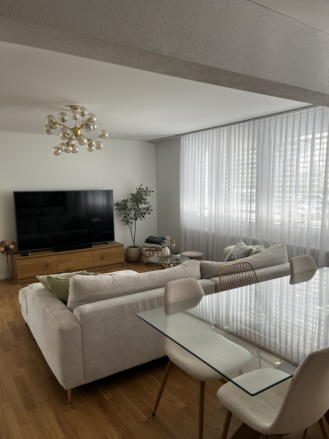 Grosses Zimmer in einer modernen Wohnung mit Garten – Februar bis Juni (flexibel)