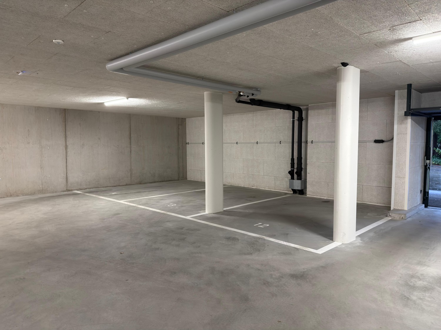 Underground slot