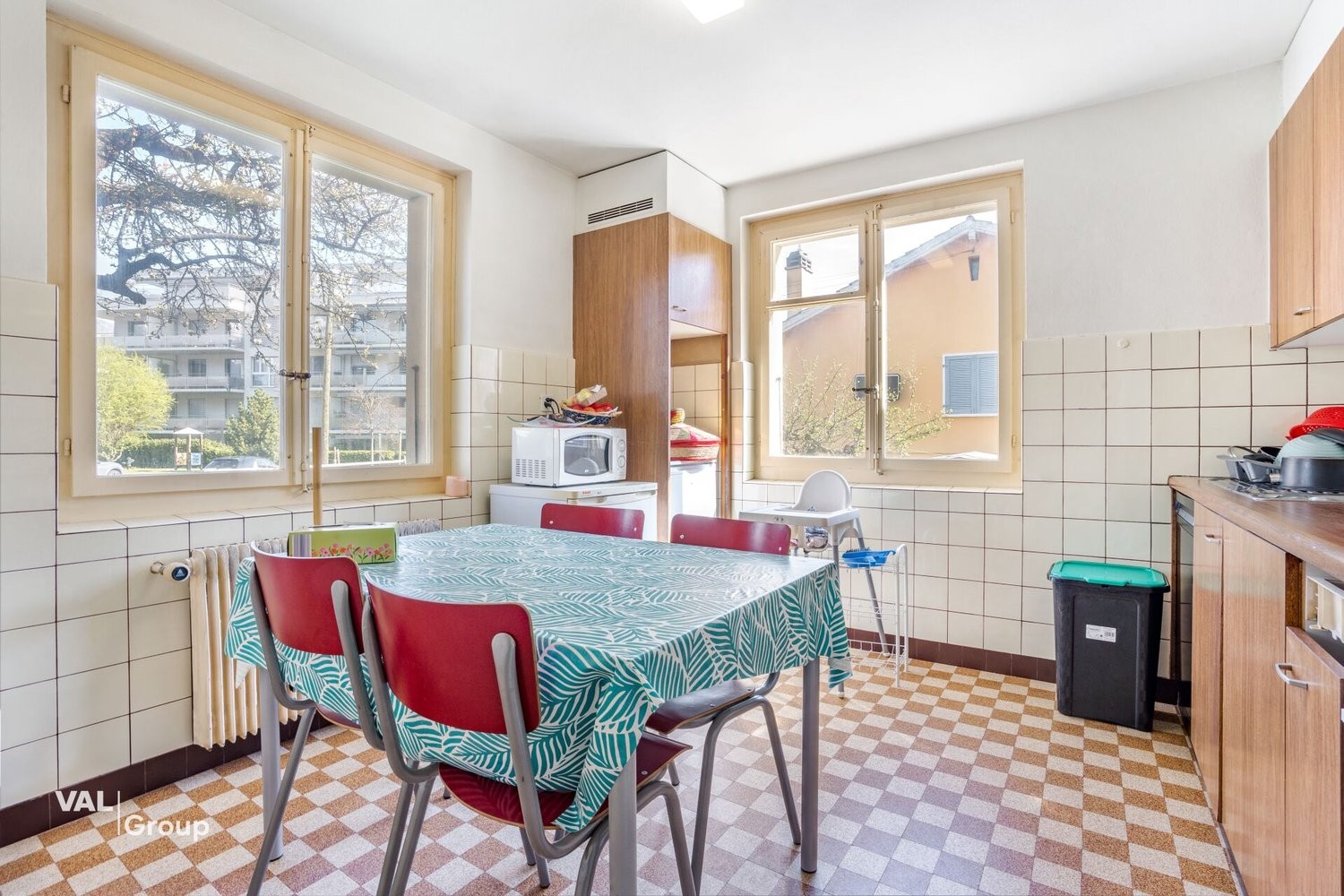 9 Zimmer Mehrfamilienhaus