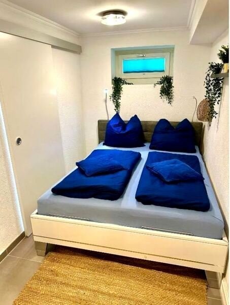 2 rooms furnished flat