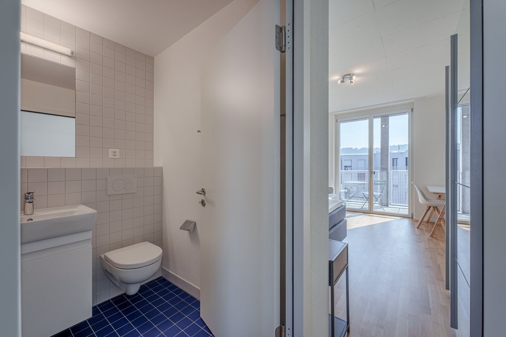 1 room single room