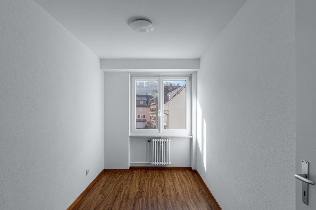 5 rooms apartment