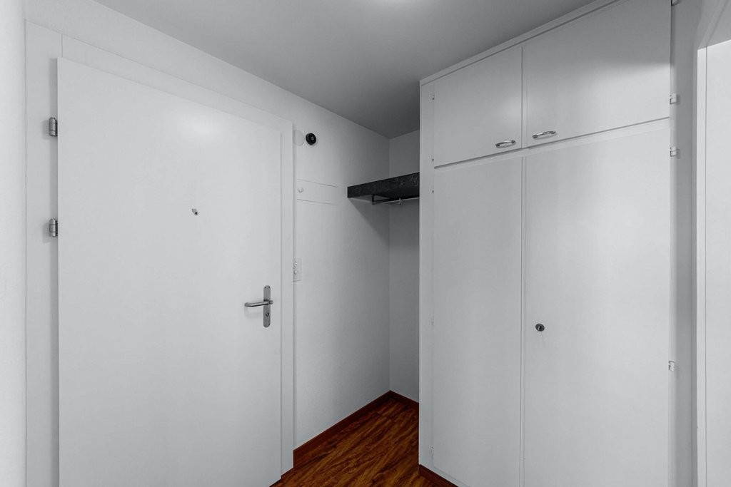 5 rooms apartment