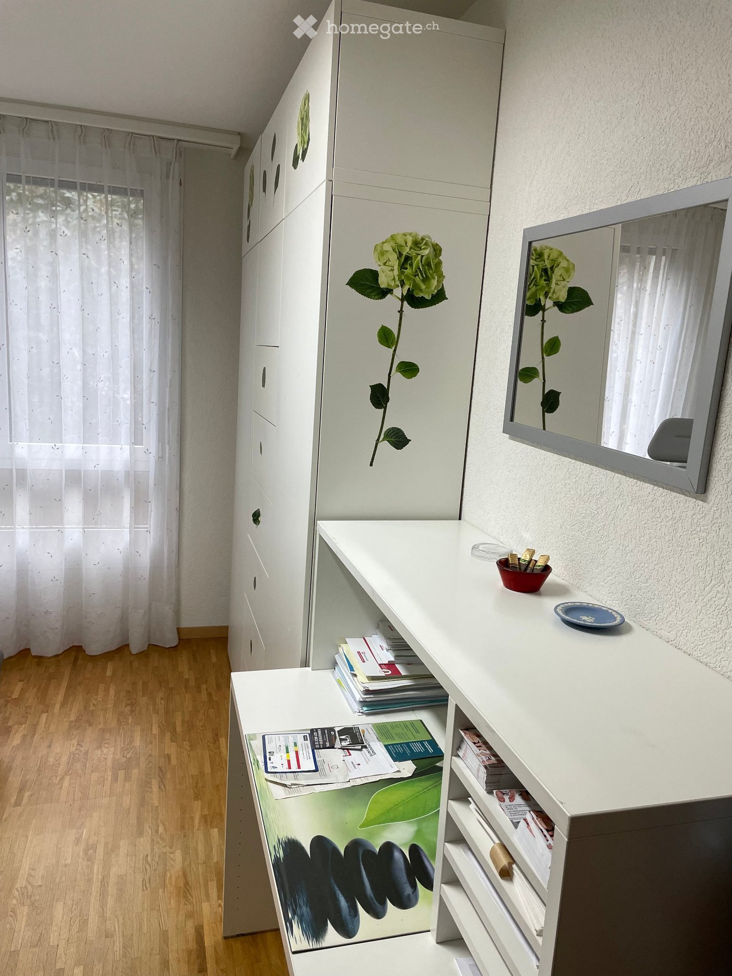 1 room single room
