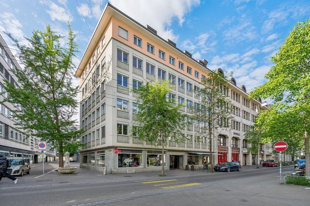 76m² office