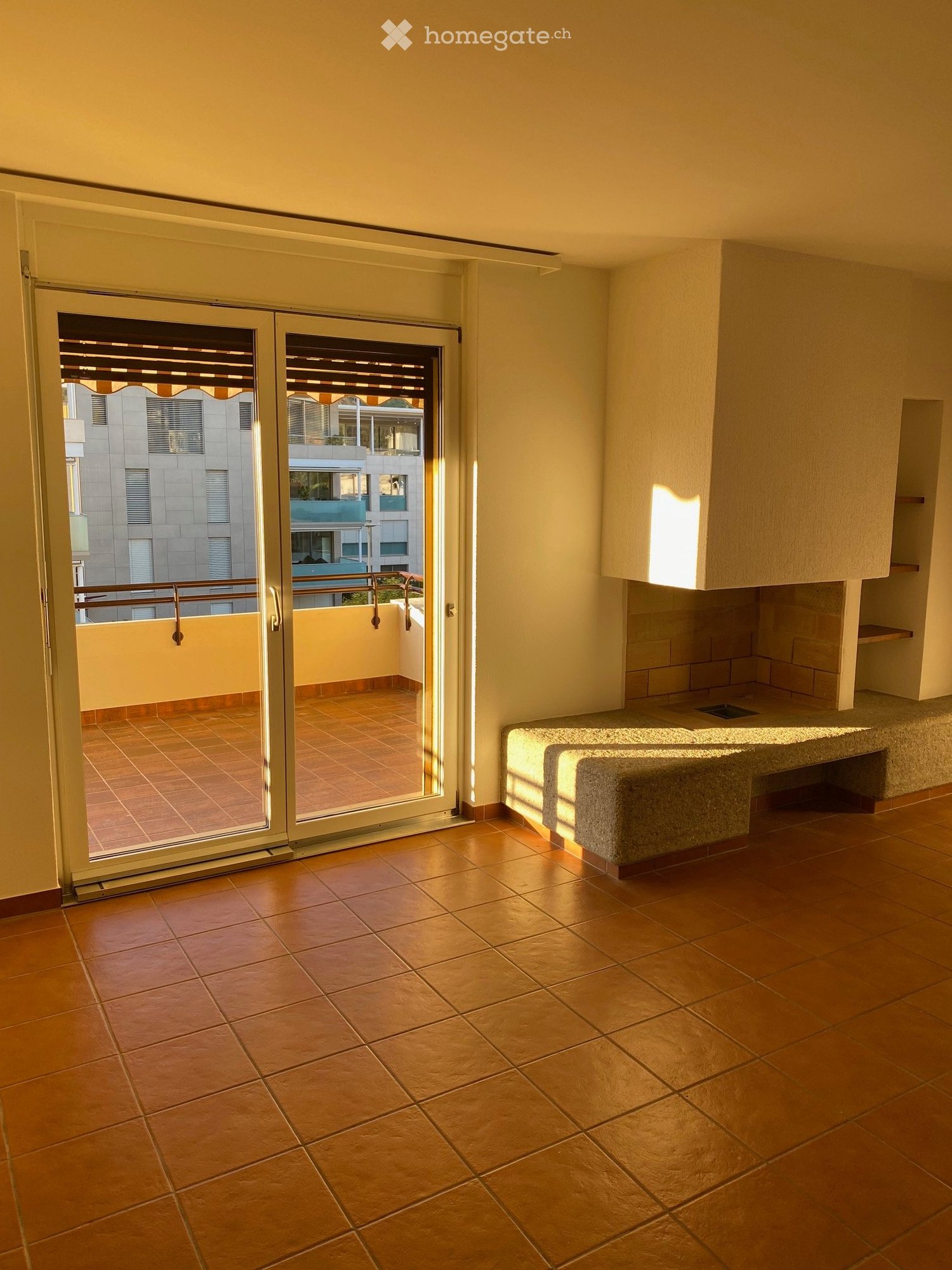 5 rooms apartment