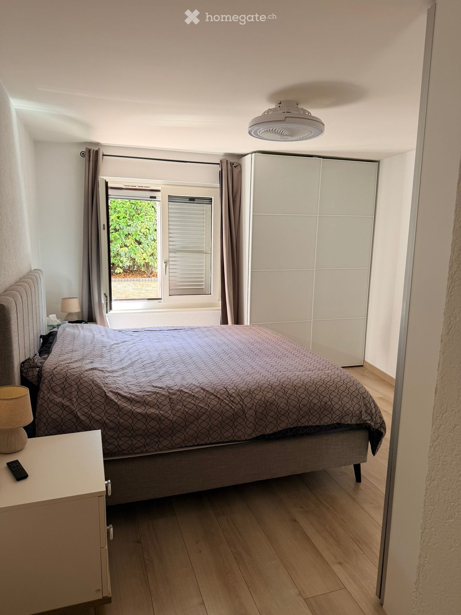 6 rooms apartment