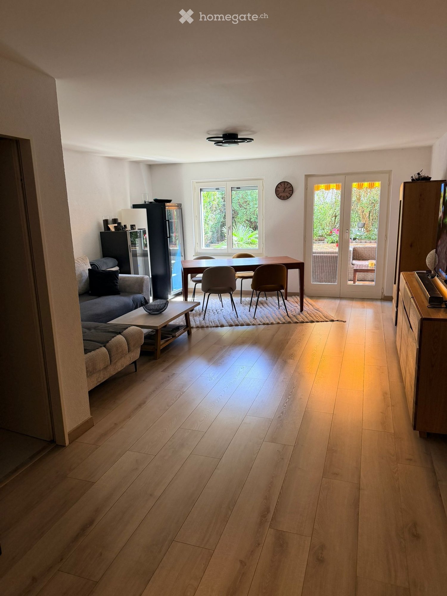 6 rooms apartment