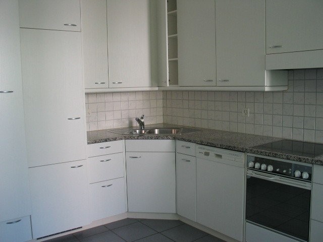 5 rooms apartment