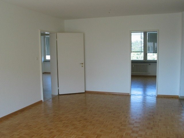 5 rooms apartment