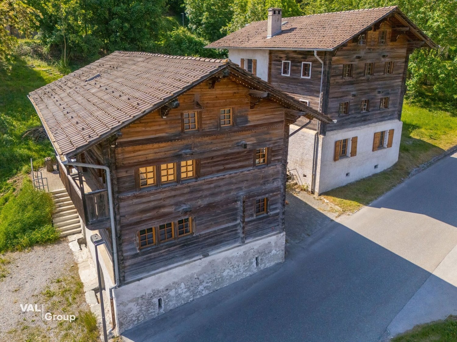 Mehrfamilienhaus
